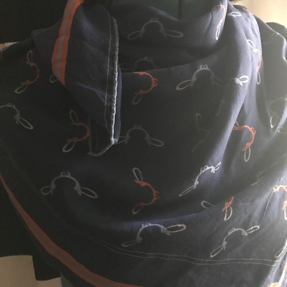 Gucci - Picture 2 of 2